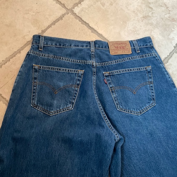 Vintage LEVI’S 560 36x34 Loose Fit Tapered Leg Jeans Made In Canada - Picture 8 of 8
